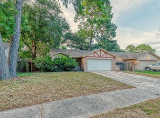 7035 Foxfield Ln, Humble, TX 77338