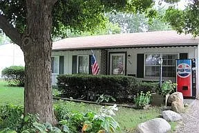 504 S Dodson Dr photo 1