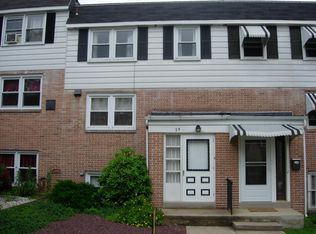 25 Hilbert Ct, Reading, PA 19606