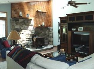 1201 Sunset Plz, Sandusky, OH 44870