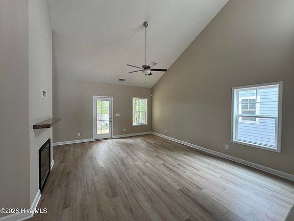 5th image of 671 Watauga Lane #584