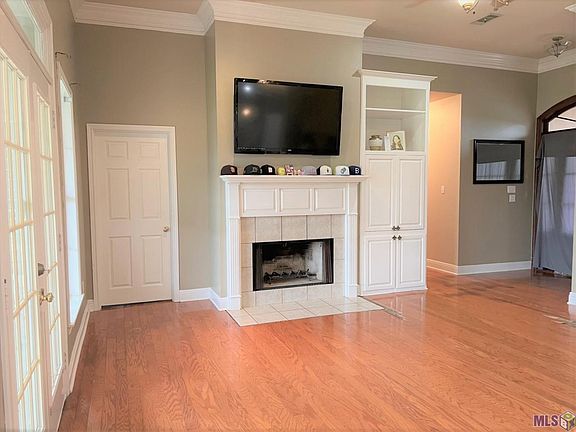 3rd image of 30922 S Summerfield Dr