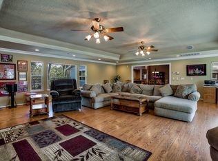 15756 Montgomery Ranch Rd, Redding, CA 96001