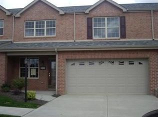 7003 Hill Station Dr, Lawrence, PA 15055
