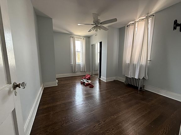 4th image of 47XX Sheffield Ave
