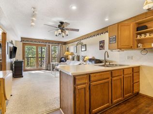 550 Notch Ln APT 7, Branson West, MO 65737