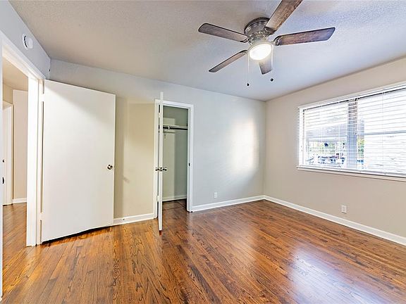 2nd image of 936 Walter St