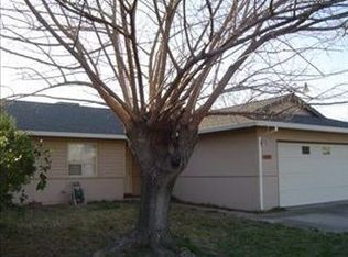 6821 Larchmont Dr, North Highlands, CA 95660