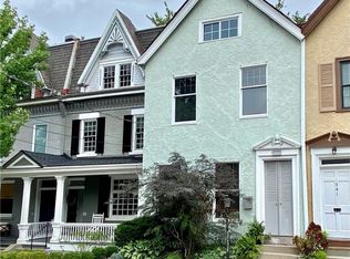 939 Saint James St, Pittsburgh, PA