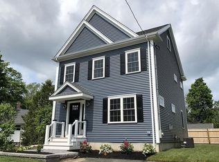 74 Pine Hill Cir, Waltham, MA 02451
