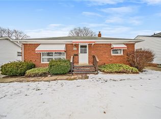 825 Bayridge Blvd, Willowick, OH 44095