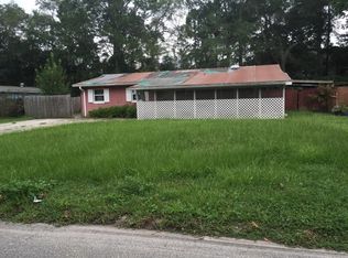 7004 Red Robin Dr, Jacksonville, FL 32210