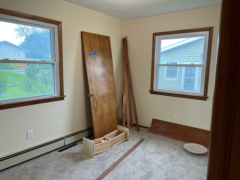 120 Railroad St — Photo 17