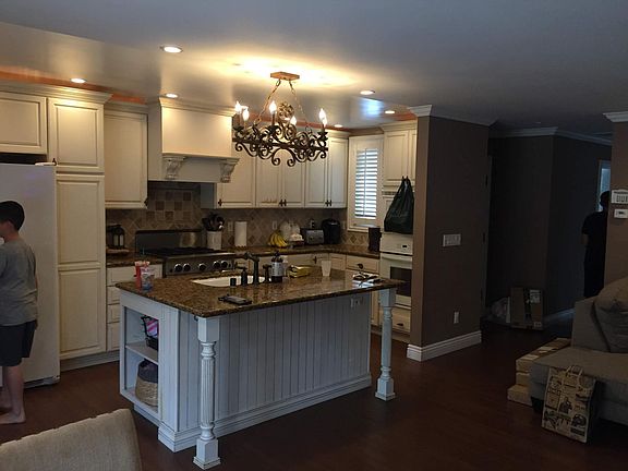 2nd image of 119 Cuesta Dr