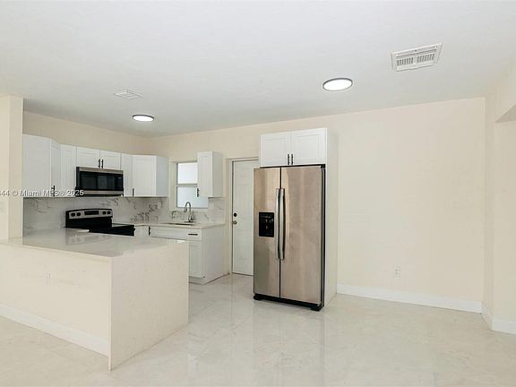 5th image of 9930 Caribbean Blvd