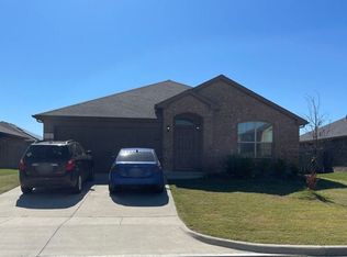 318 Preakness Ln, Ponder, TX 76259