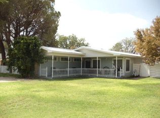 607 NW 4th St, Stanton, TX 79714