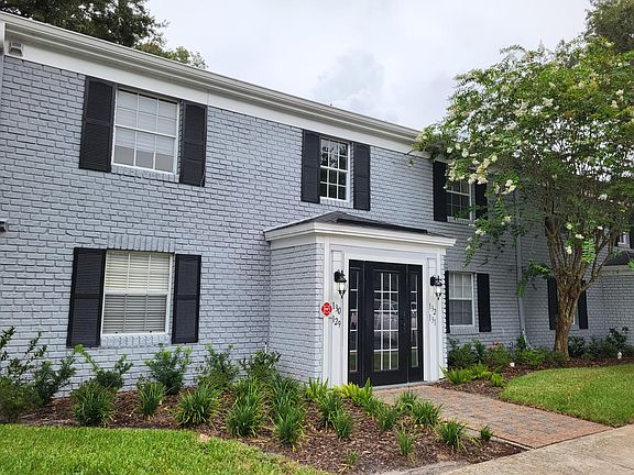 2nd image of 129 Lewfield Cir