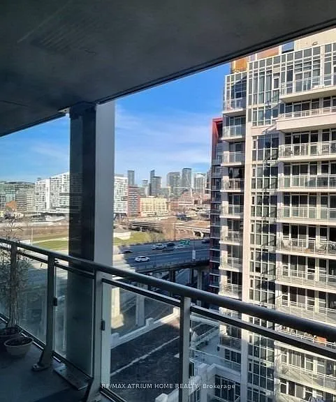 35 Bastion St #1702 — Photo 7