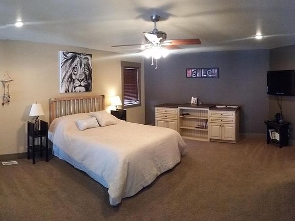 5th image of 6899 Goldenrod Dr NE