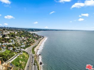 311 Surfview Dr, Pacific Palisades, CA 90272