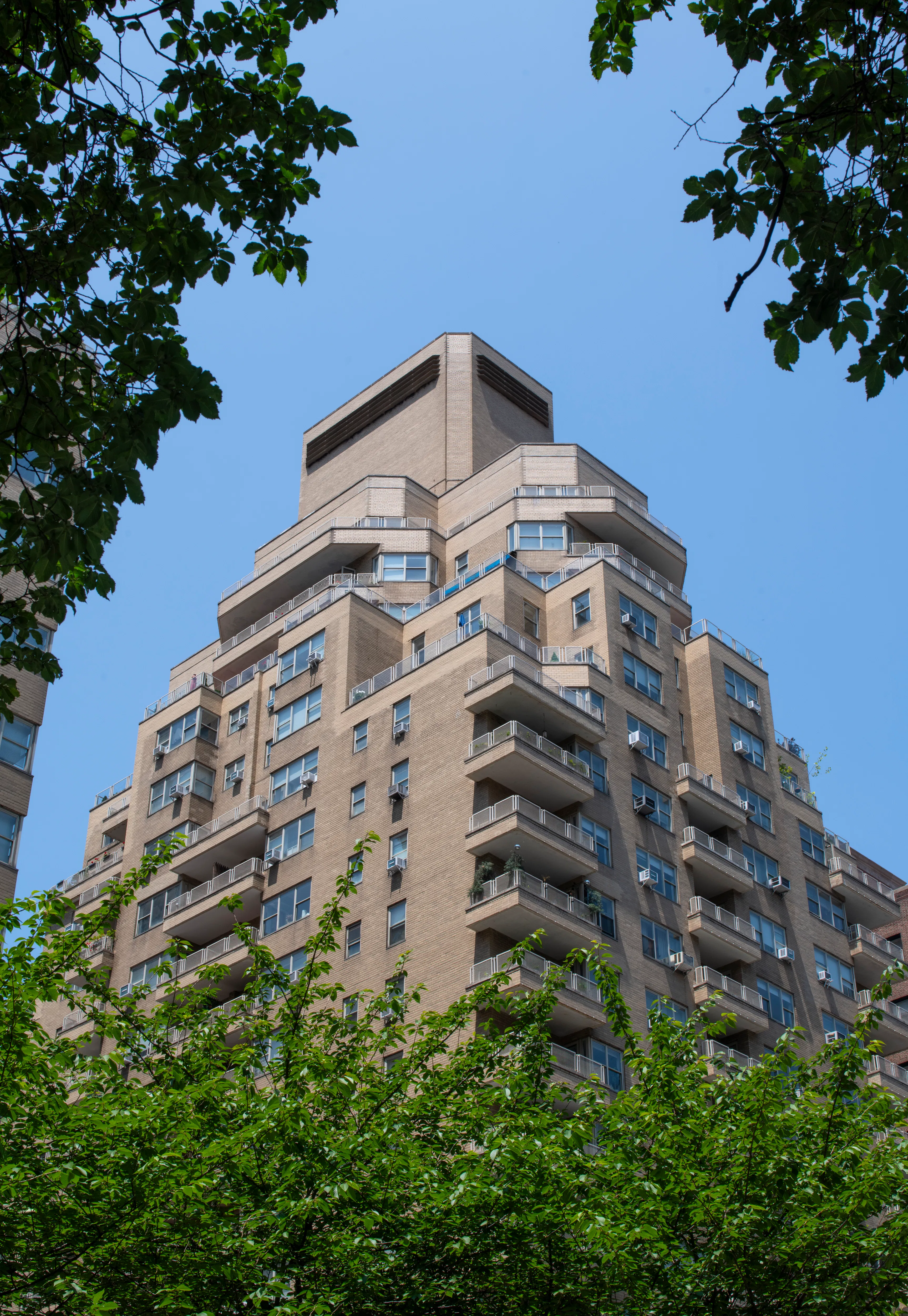 40 Park Avenue in Murray Hill : Sales, Rentals, Floorplans 