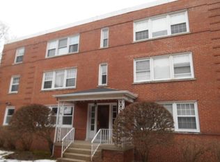 6823 N Hamilton Ave, Chicago, IL 60645
