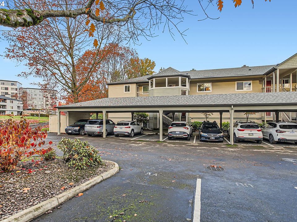 1st image of 5110 S Landing Dr Unit 302