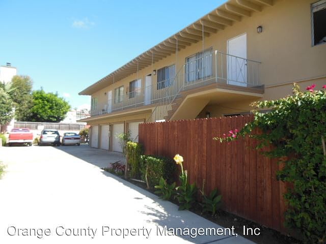 2nd image of 24811 La Cresta Dr APT C