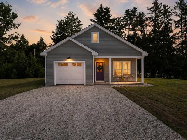 4 Brighton's Way, Poland, ME 04274