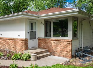 5312 Hiawatha Ln, Minneapolis, MN 55417