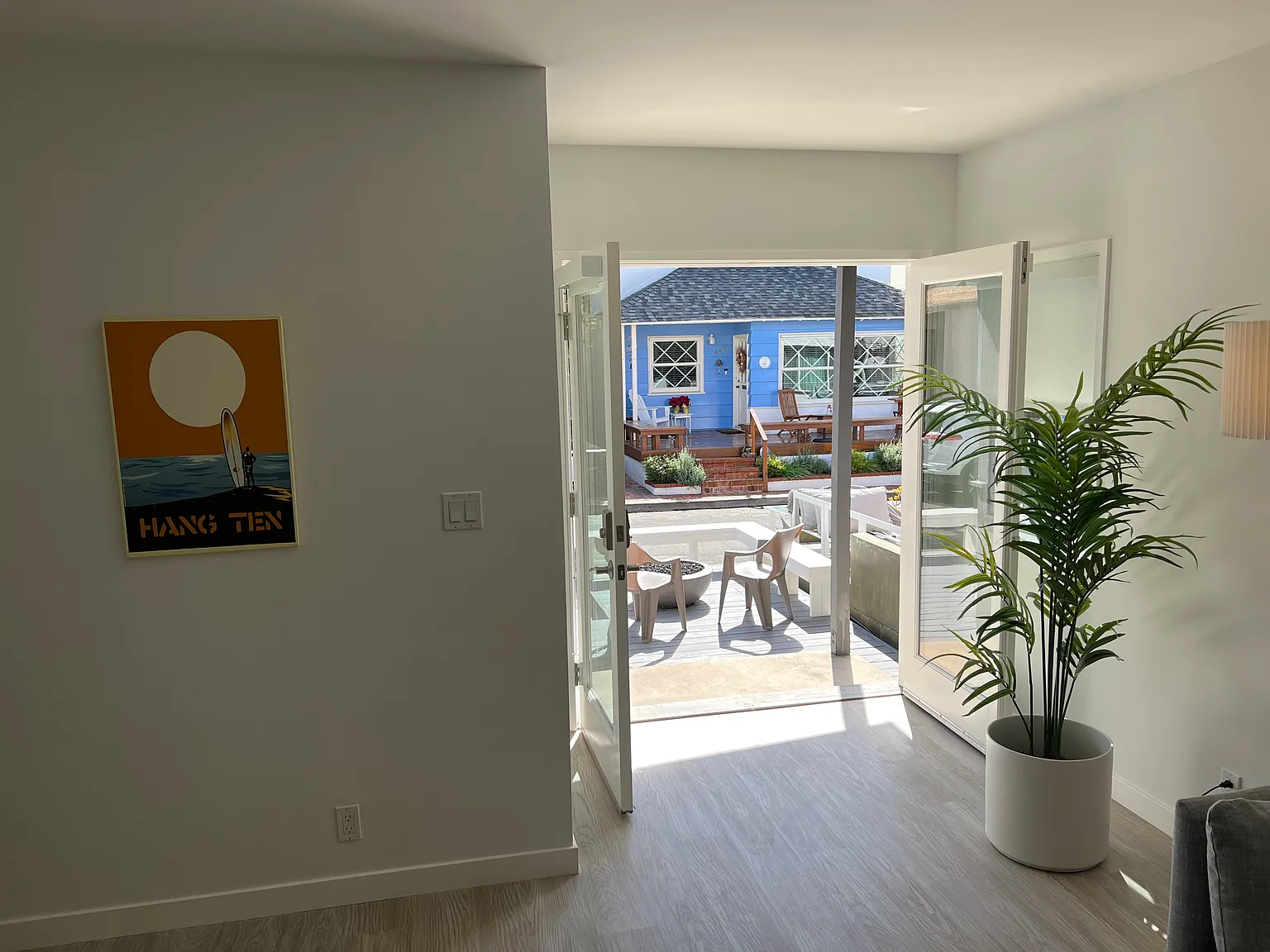 2 bed, 887 sqft, $9,000 — Photo 4