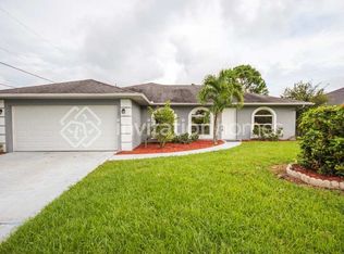639 SE Dean Ter, Port Saint Lucie, FL 34984
