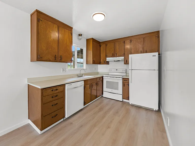 20459 John Dr #3 — Photo 7