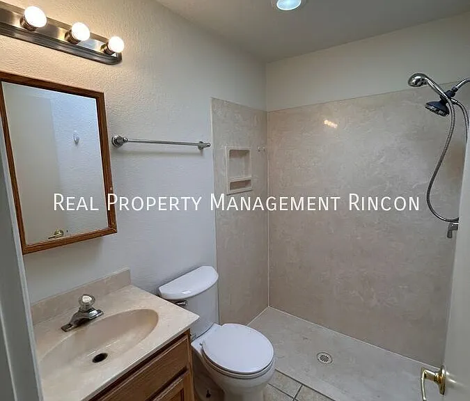 1150 N Catalina Ave #3 — Photo 14