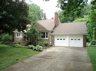 23825 Greenwood Rd, Euclid, OH 44117