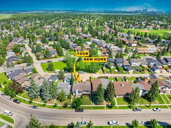 3627 S Cedarille Dr SW, Calgary, AB T2W 3J5