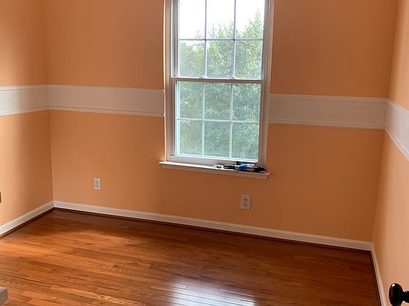 2nd image of 19040 Cherry Bend Dr