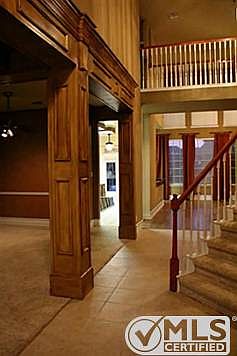 5th image of 3211 Essex Dr