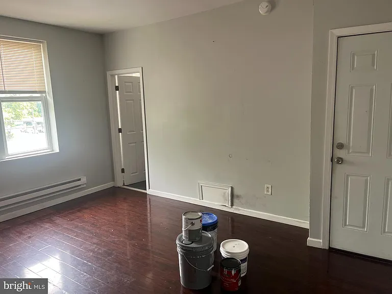6124 N Broad St — Photo 6