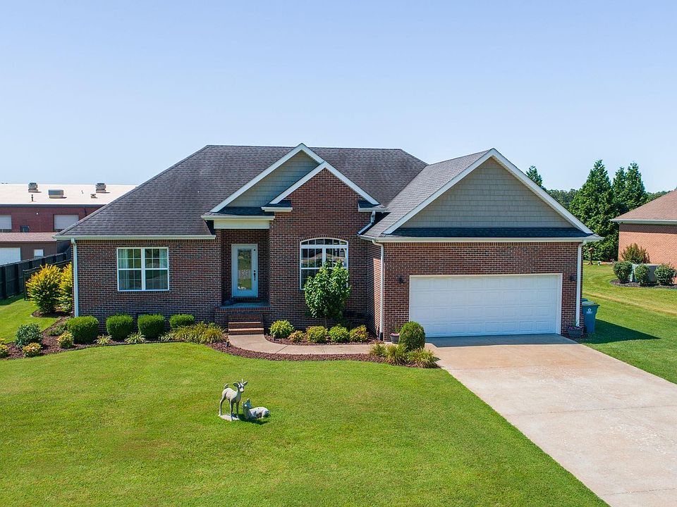 1st image of 2253 Hal Dr