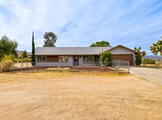 8754 Warren Vista Ave, Yucca Valley, CA 92284