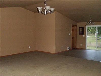 2nd image of 301 W Smith Ln