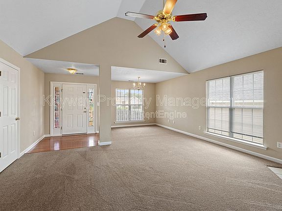3rd image of 313 Elbrus Way