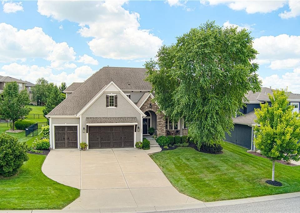 1st image of 9405 W 163rd Pl