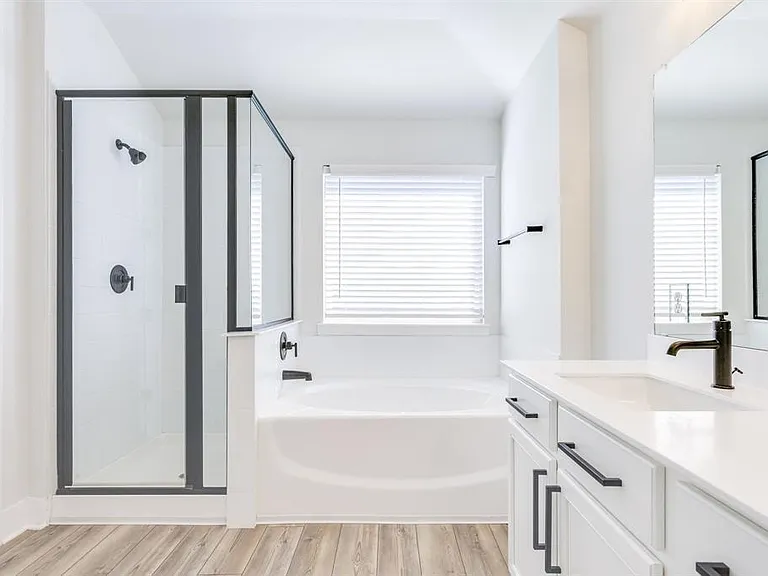 122 Biscayne Bay Bnd — Photo 16