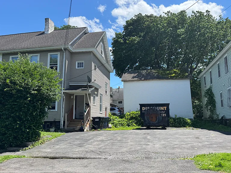 300 1/2 S Lowell Ave — Photo 7