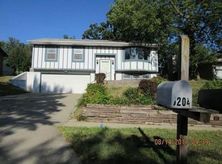 5204 SE 8th St, Des Moines, IA 50315