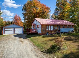 105 River Road, Howland, ME 04448