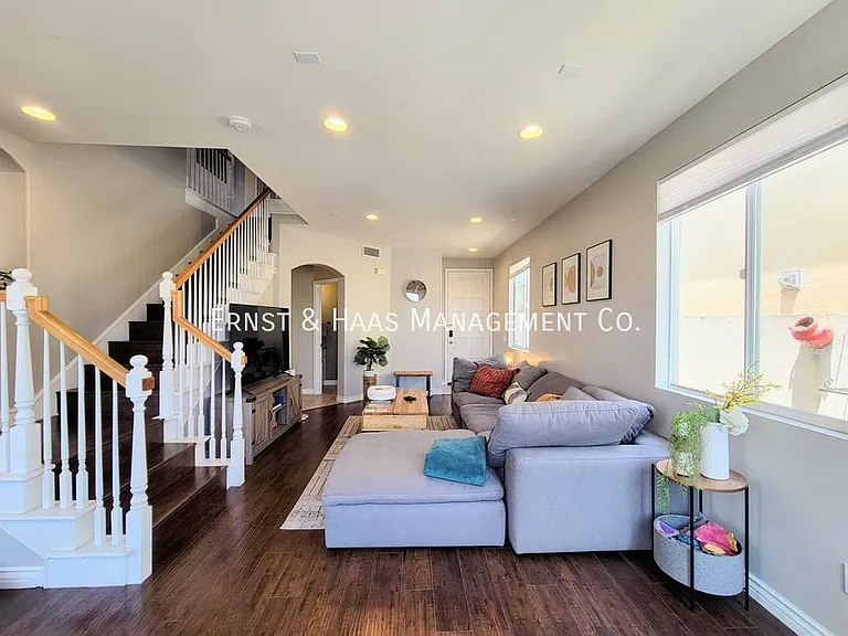 15616 Firmona Ave — Photo 3